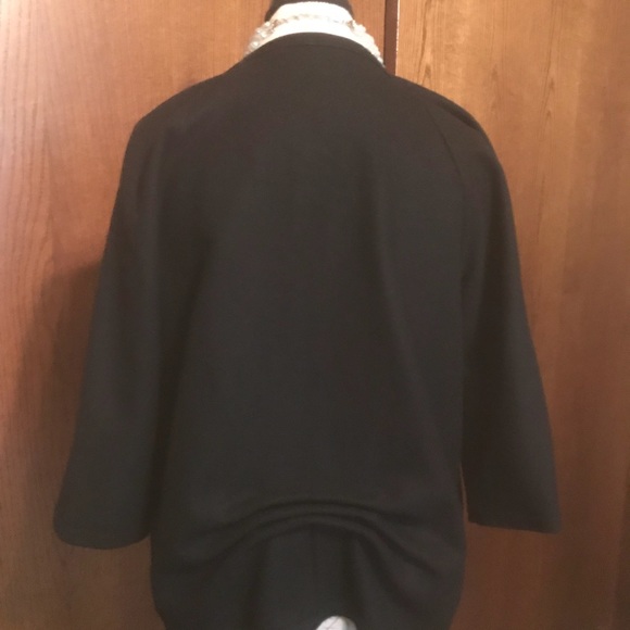 Vera Wang waterfall jacket. - Picture 4 of 5